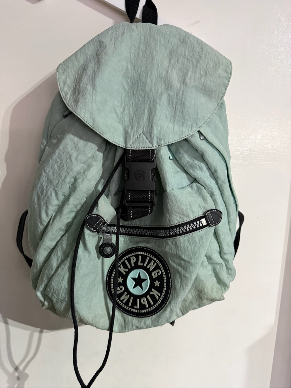 VTG Good Condition Kipling Backpack Mint Green Color & Adjustable Back Straps